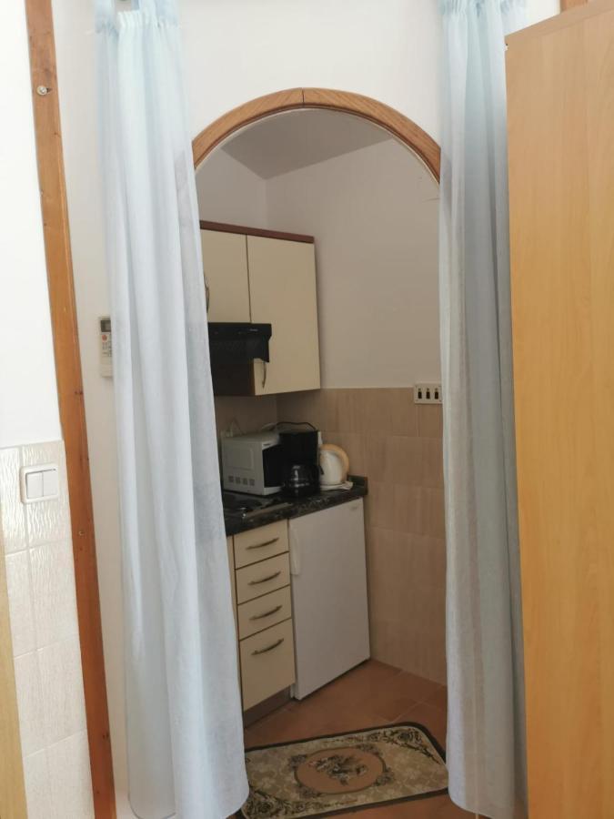 Apartmani Beba トロギール エクステリア 写真